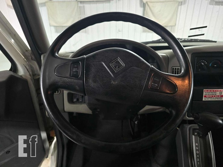2015-international-durastar-4300-image-10