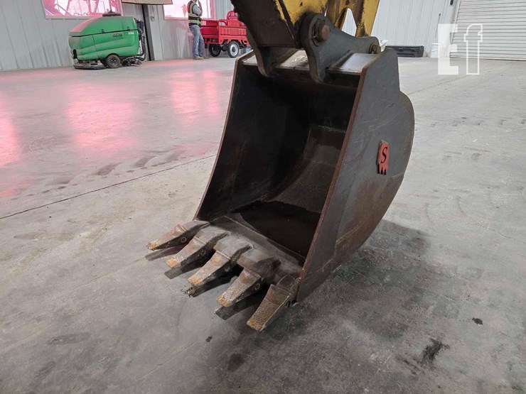 2003-deere-310g-image-27