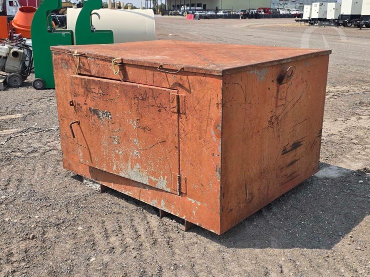 jobsite-steel-storage-box-image-3