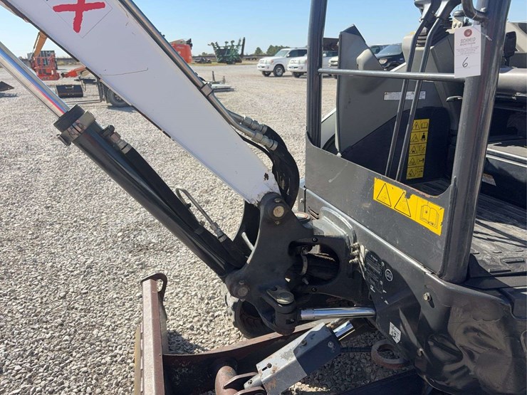 2020-bobcat-e26-tracked-mini-excavator,-1,726-hours,-runs-on-diesel,-comes-with-20”-smooth-bucket,-s/n--b4s912442-image-12
