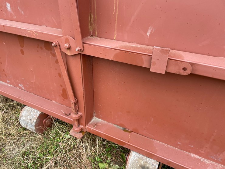 #3786-•-roll-off-dumpster-image-15