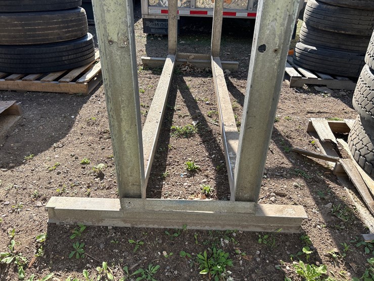 #6959-•-(1)-welded-aluminumtire-storage-rack-frame-image-4
