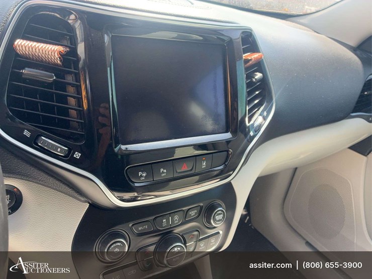 2020-jeep-cherokee-limited-image-15