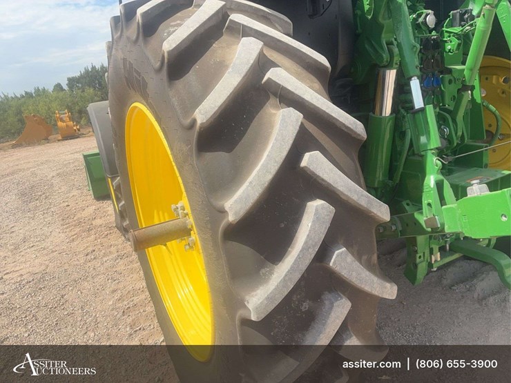2022-john-deere-r-image-53
