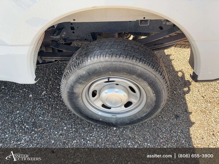 2024-ford-f350-image-25