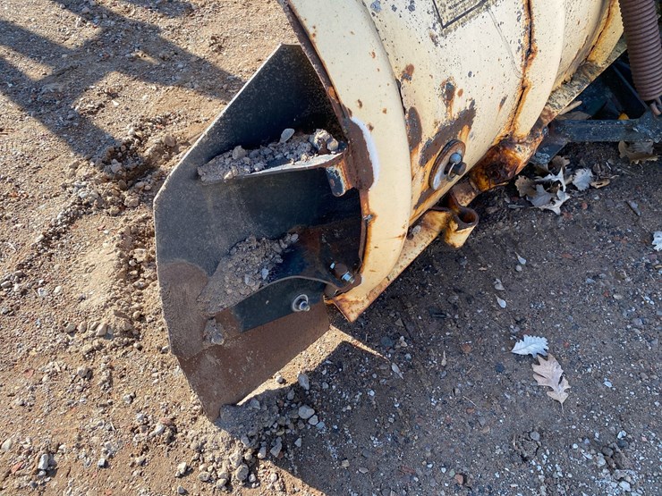 #6983-•-md-ii-truck-mount-snowplow-with-mounting-frame-and-side-wings-image-11
