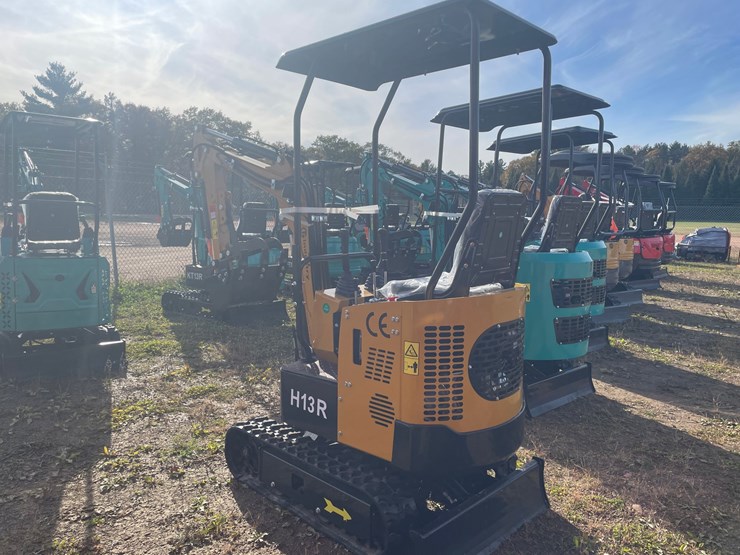 #3234-•-2026-cfg-h13r-mini-excavator-image-7
