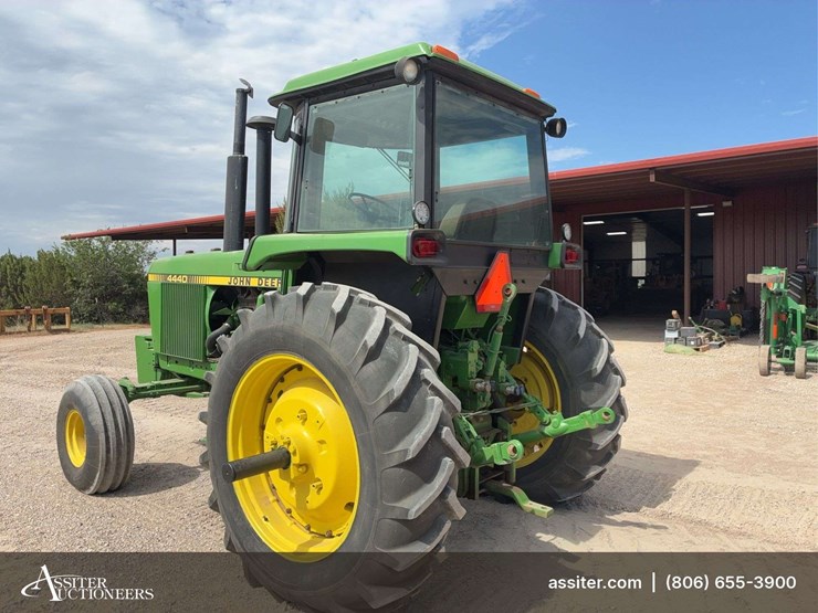 1980-john-deere-4440-image-3