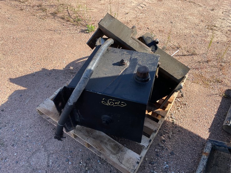 #3732-•-distributor-tank-image-18