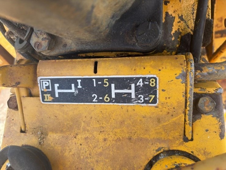 deere-300b-image-15