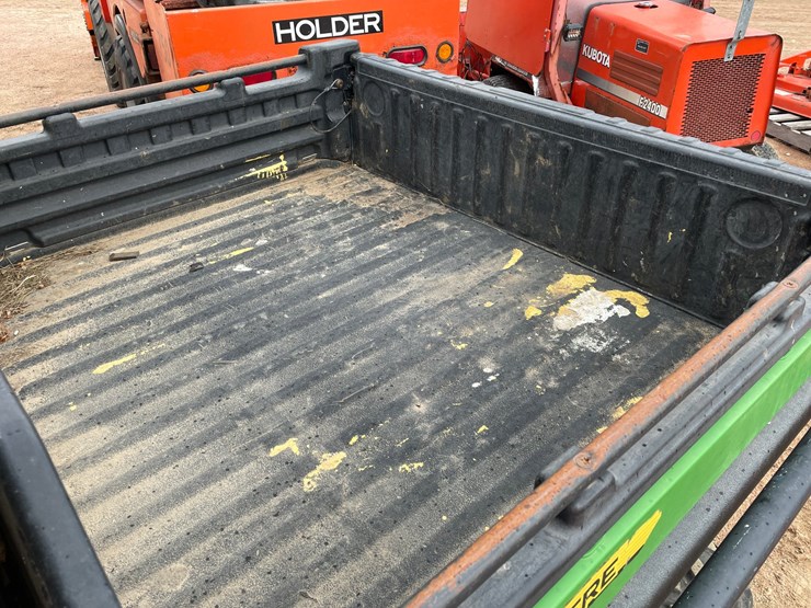 #1057-•-john-deere-diesel-4-x-4-gator-image-26