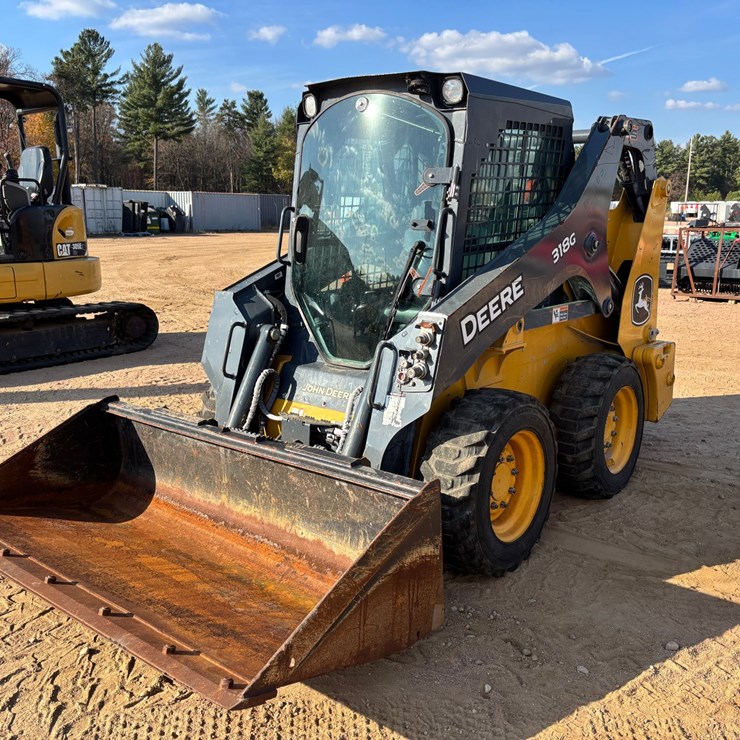 #1078 • 2023 John Deere 318G Wheeled Skid Steer