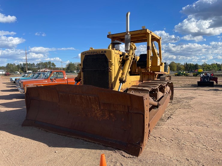 #1955-•-cat-d8h-dozer-image-1