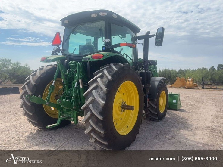 2022-john-deere-r-image-4