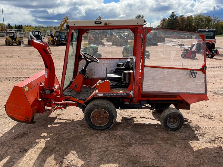 #1019-•-kubota-f2400-4wd-tractor-with-attachments-image-12