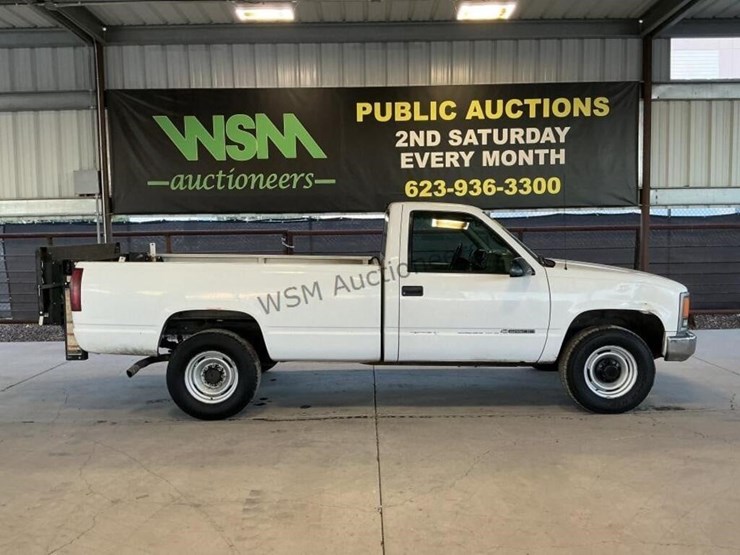 2000-chevrolet-silverado-1500-p/u-image-1