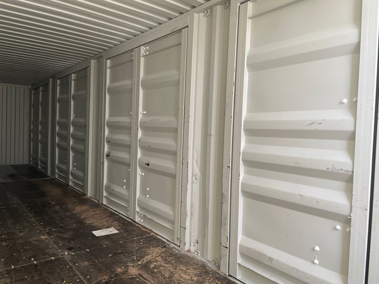 #3767-•-40'-high-cube-multi-door-container-image-8