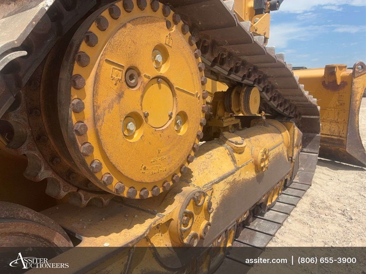 2015-caterpillar-d6t-xl-image-34