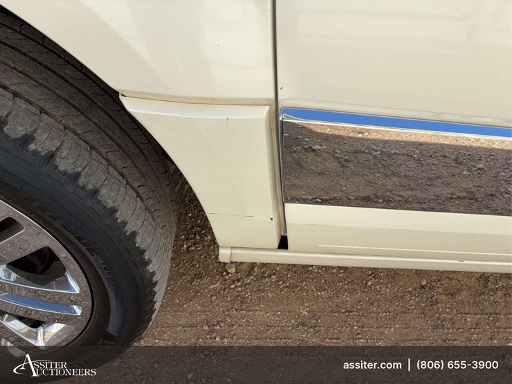 2008-lincoln-navigator-l-image-12