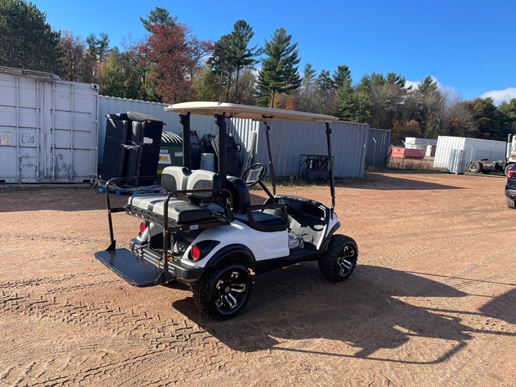 #1860-•-2015-yamaha-ydrex5-electric-golf-cart-image-9