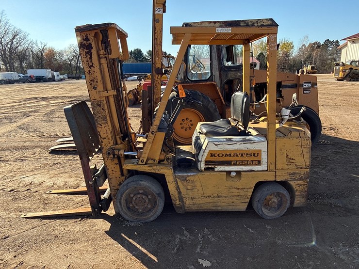 #6929-•-komatsu-fg25st-4-5,000-lb.-forklift-image-7