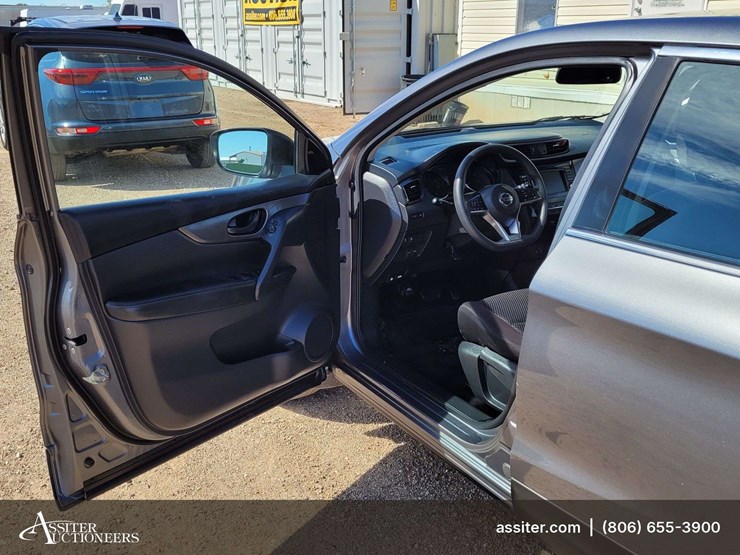 2020-nissan-rogue-image-9