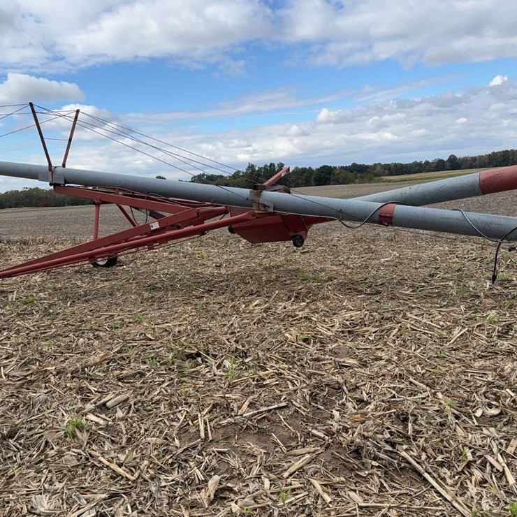 Mayrath 10x61 Swing Away, Hyd Raise/ Lower, s/n- 901946