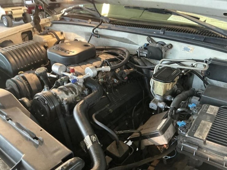 2000-chevrolet-silverado-1500-p/u-image-13
