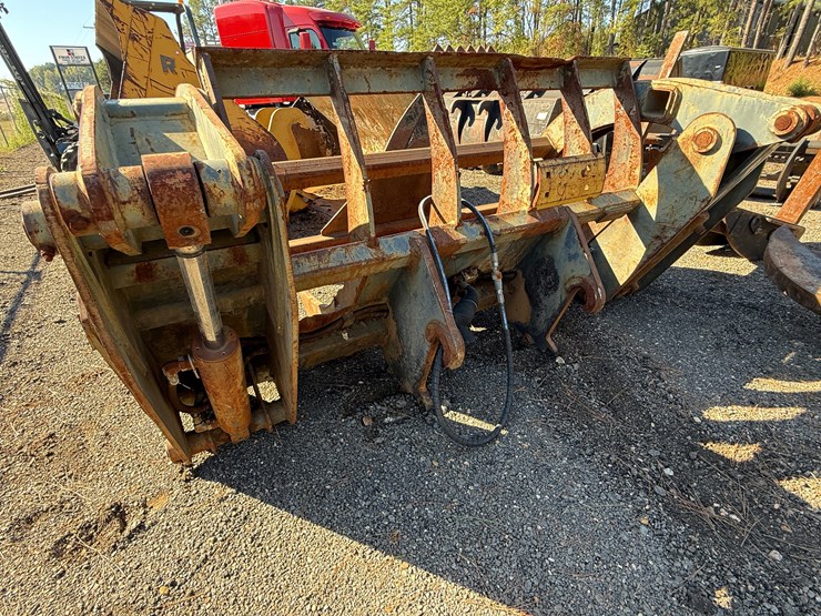 pemberton-quick-coupler-root-rake-grapple-for-wheel-loaders-image-5