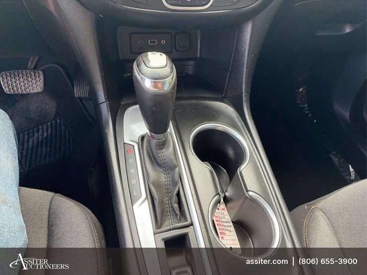 2019-chevrolet-equinox-lt-image-28