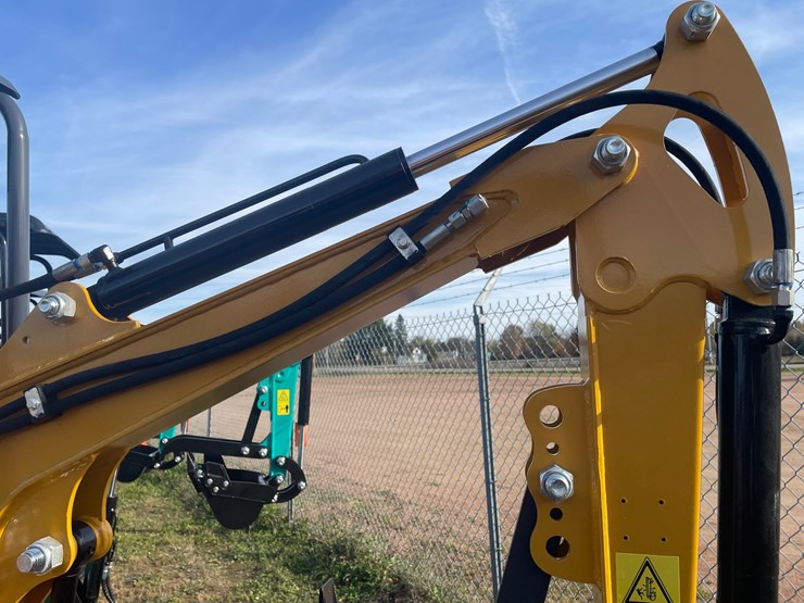 #3225-•-2026-cfg-mx20r-mini-excavator-image-24