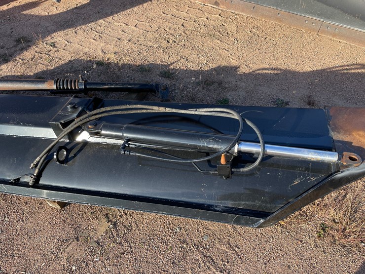 #3744-•-11"-heavy-trucking-plow-with-cylinders-image-9