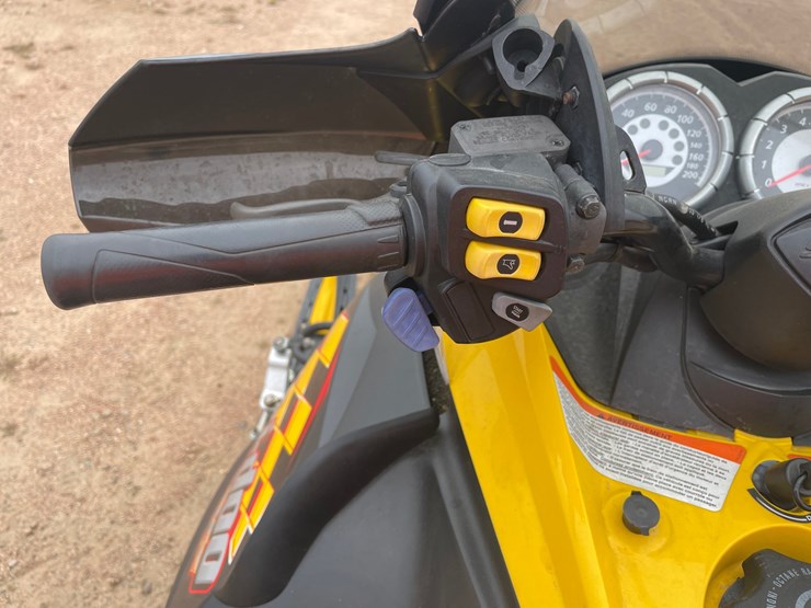 #1053-•-2004-mxz-500ss-ski-doo-snowmobile-(has-current-reg.-card)-image-40
