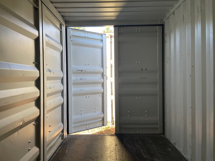 #3772-•-40'-high-cube-multi-door-shipping-container-image-13