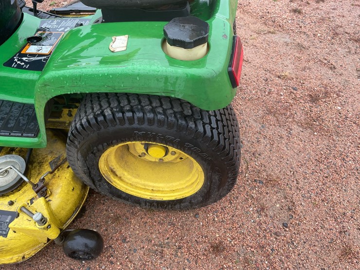 #1010-•-john-deere-gt245-riding-lawn-mower-image-61