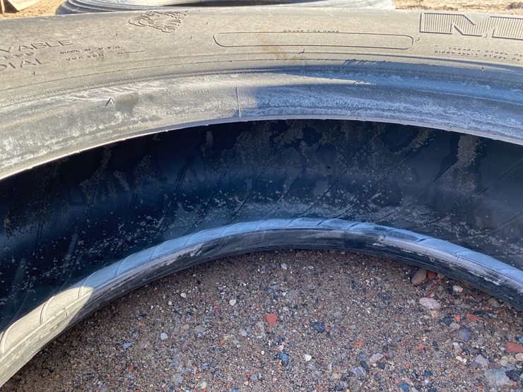 #6970-•-(1)-michelin-xza2-energy-315/80r22.5-commercial-tire-image-4