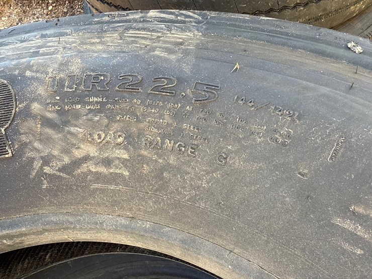 #6977-•-(2)-goodyear-marathon-lht-11r22.5-commercial-truck-tires-image-4