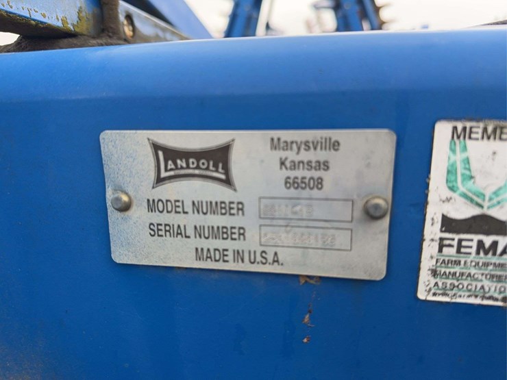 landoll-2211-13-disc-chisel,-walking-tandems,-13-shank,-3-hyd-outlets,-20''-disc-blades,-s/n--25h1000136-image-7