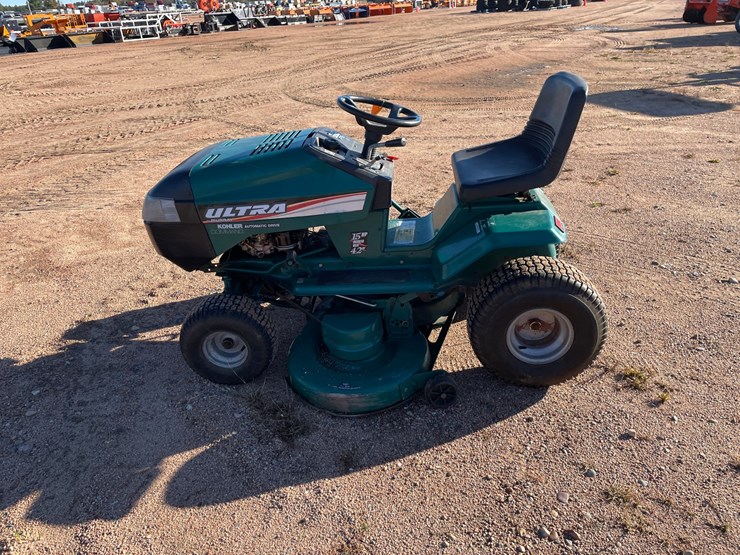 #1012-•-murray-ultra-42"-riding-lawn-mower-image-8