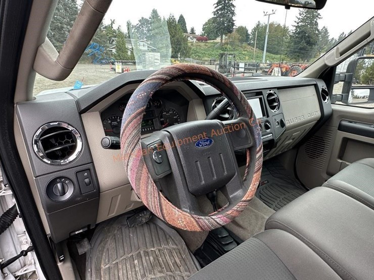 2010-ford-f-250-super-duty-4x4-pickup-image-48