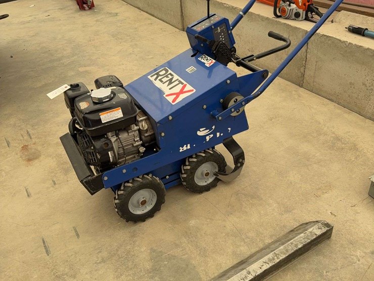 2018-bluebird-sod-cutter,-model-sc550,-gas,-18”-cutting-blade-image-1