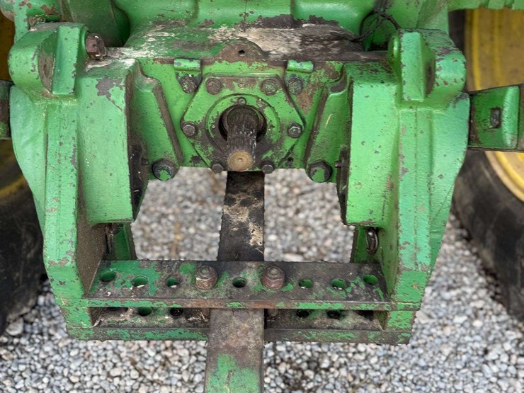 1979-john-deere-4640-tractor,-8,390-hours,-big-1000pto,-quad-range,-3-remotes,-18.4x42-duals,-side-stair-step,-full-front-weights,-quick-hitch,-s/n--4640h010567r-image-5