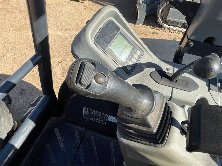 #1900-•-yanmar-vio-35-mini-backhoe-image-33