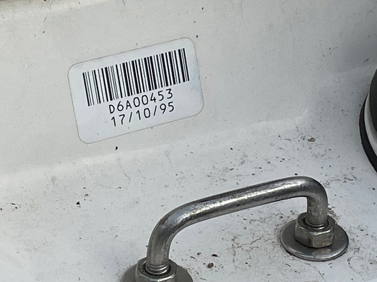 #1028-•-(2)-bombardier-sea-doo-jet-ski-with-triton-trailer-(no-registration-card)-image-33