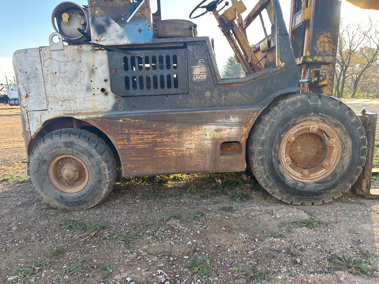 #6922-•-baker-fmf-060-industrial-forklift-image-17