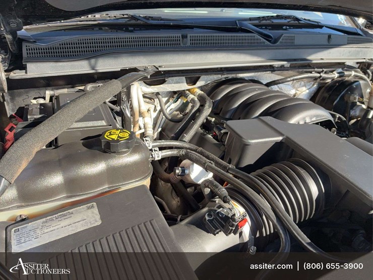 2015-gmc-yukon-denali-image-36
