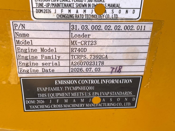 #3239-•-agt-mx-crt23-compact-track-loader-image-13