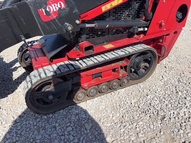 2023-toro-tx427-tracked-dingo-model-22321,-570-hours,-gas-engine,-comes-with-36”-smooth-bucket,-s/n--415182435-image-10