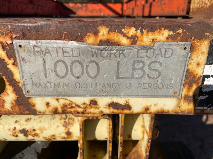 #1897-•-jlg-commander-cm-2046-electric-scissor-lift-non-runner-image-15