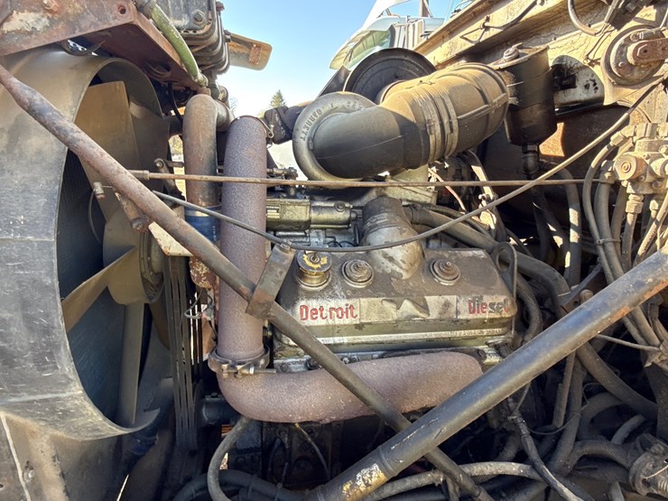 #6908-•-1985-tandem-axle-wrecker-tow-truck-(has-wi-title)-image-21
